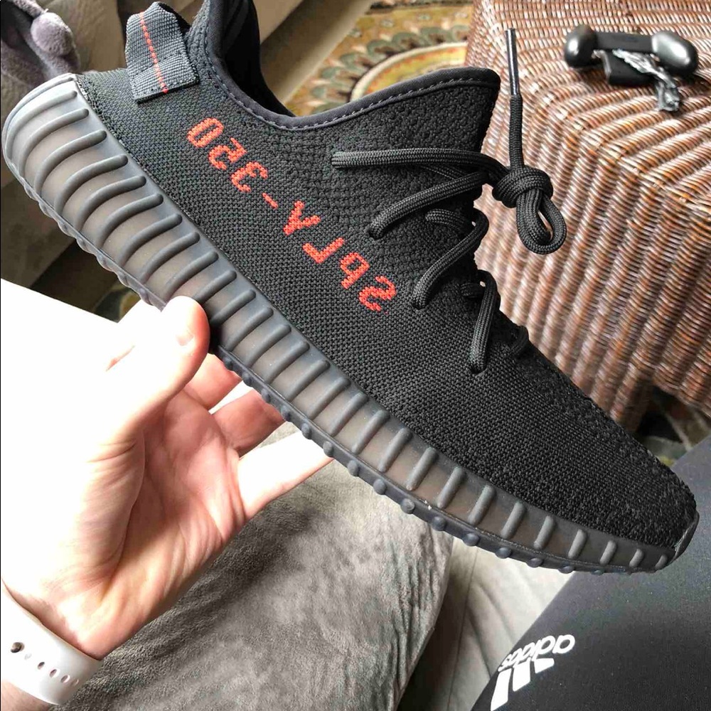 2017 Yeezy 350 Boosts V2, Bred, size US 9.5.